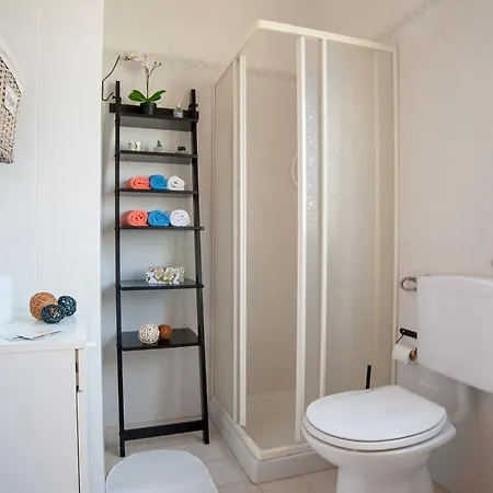 Apartment Margiu - Casa Ossino Agnone Bagni